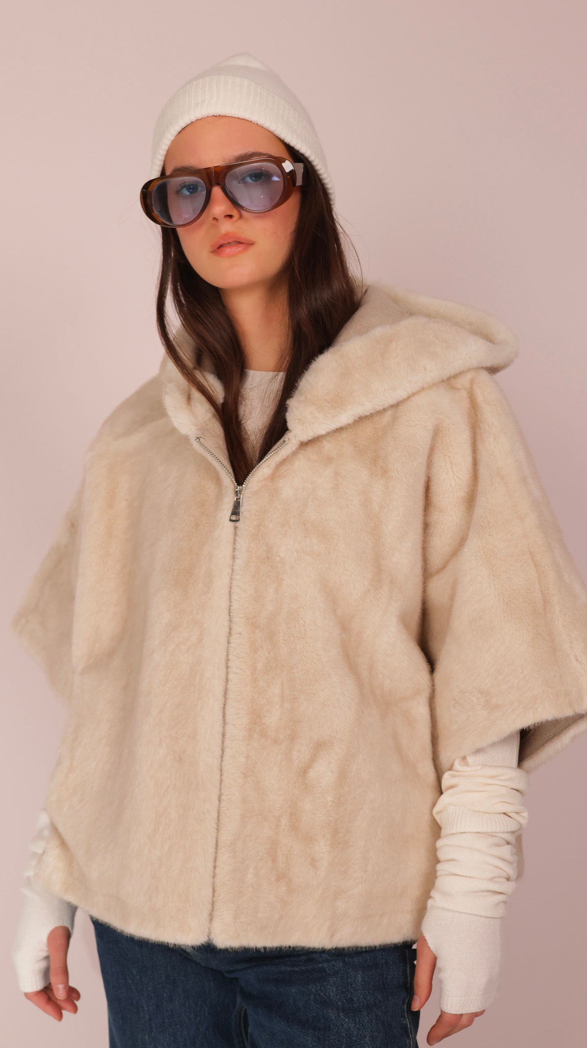 VISON CAPE
