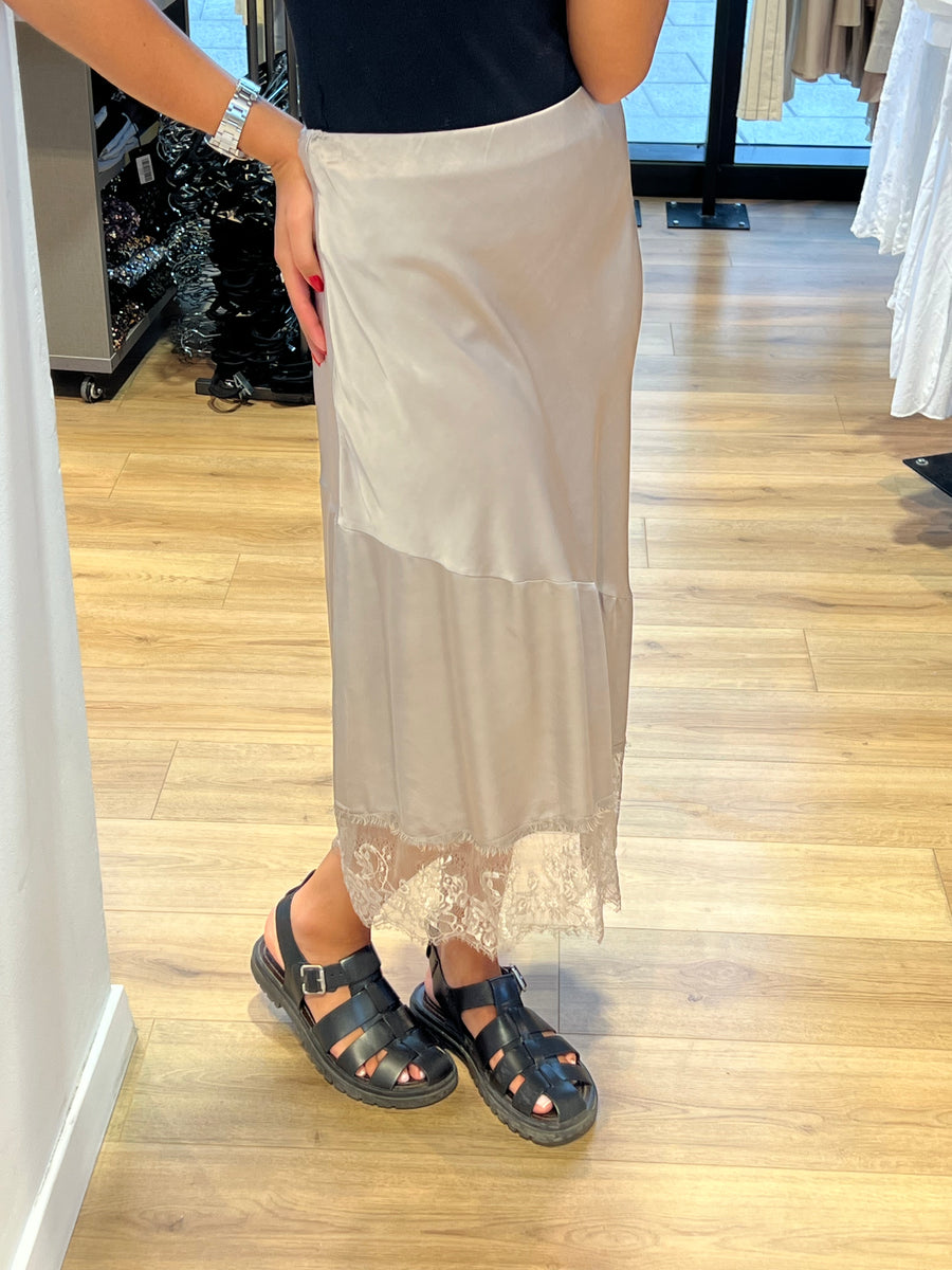 JOE SKIRT