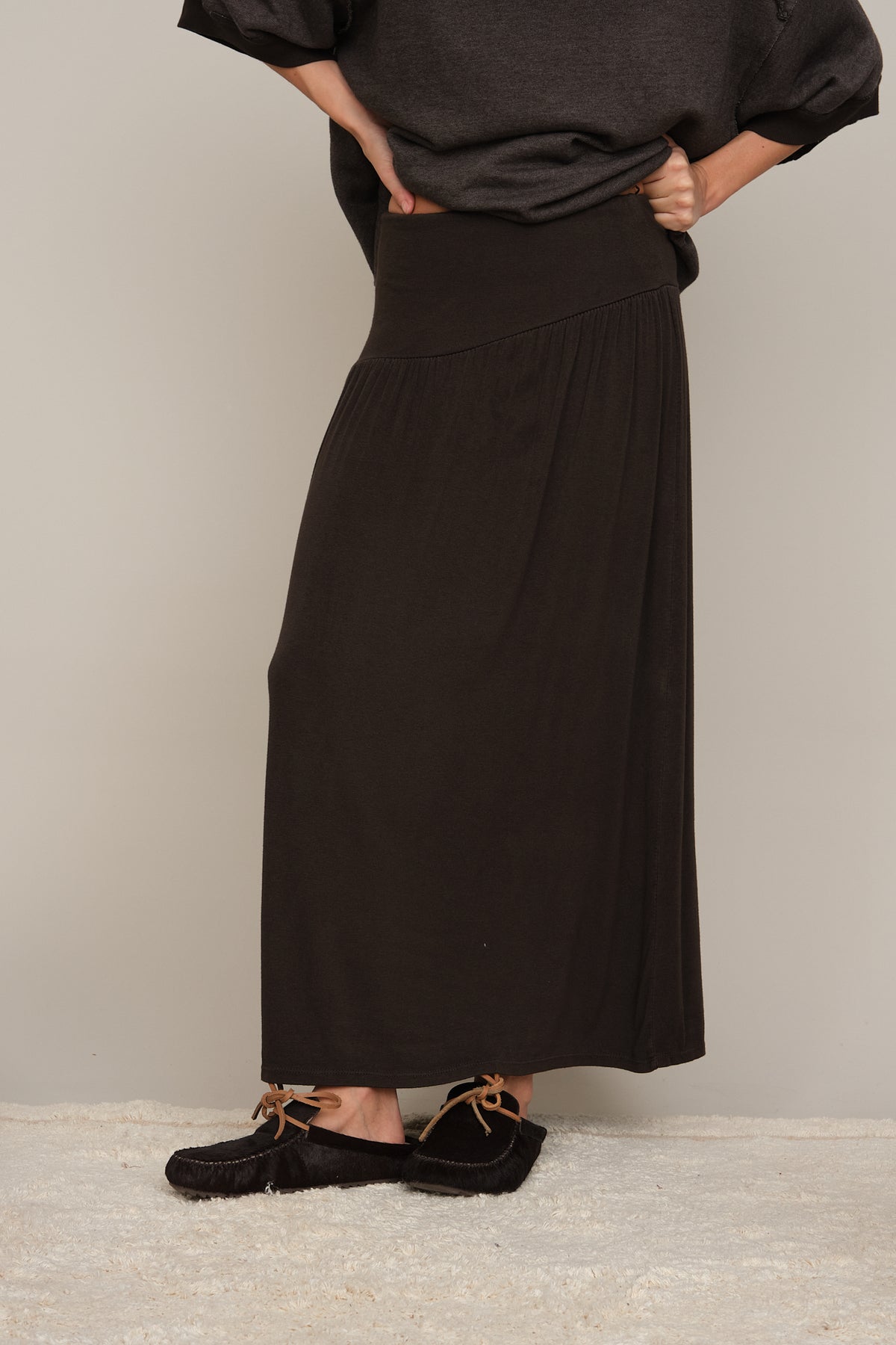 חצאית ישרה BISOU STYLE
