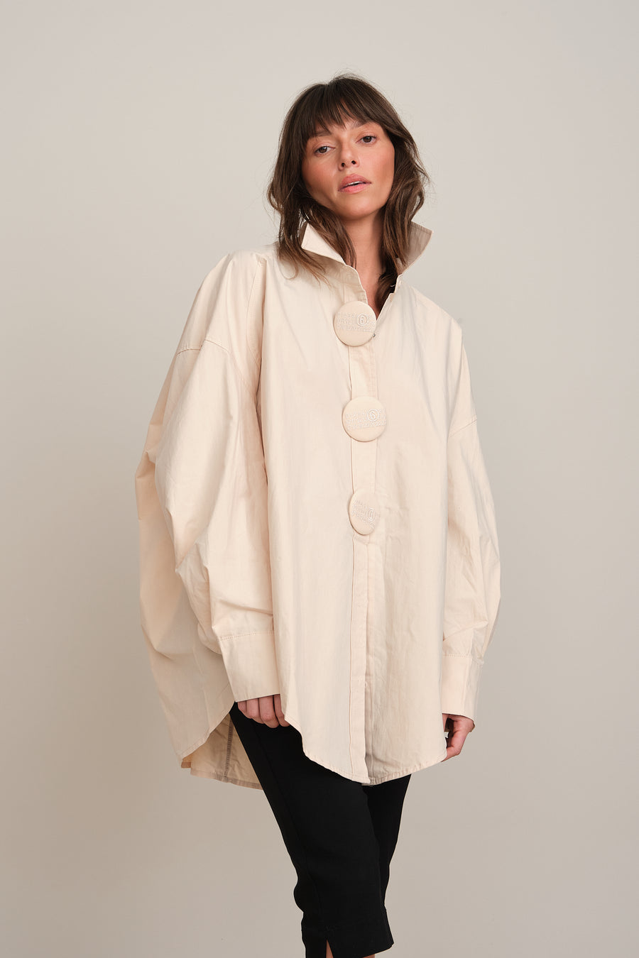 BIG BUTTON SHIRT