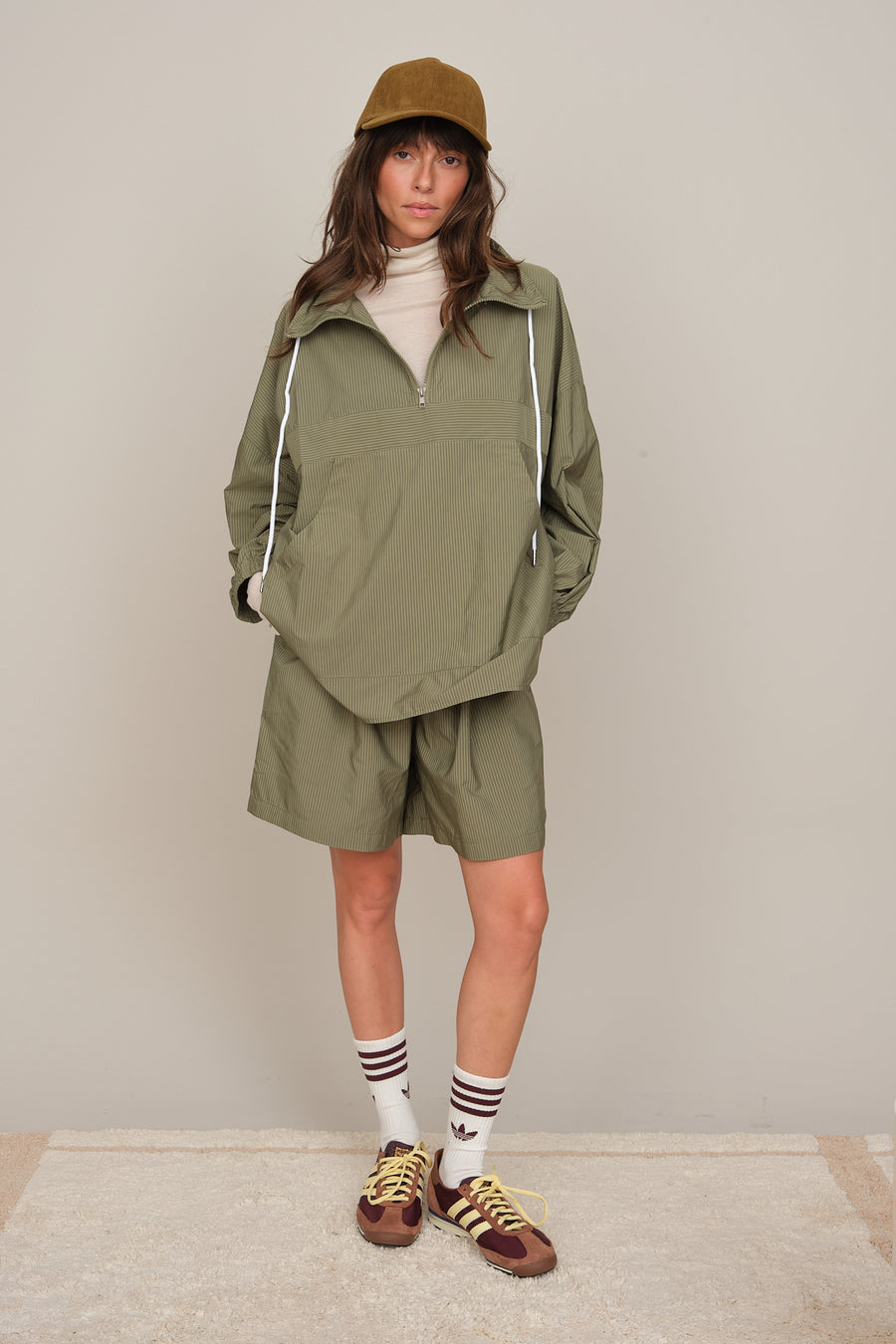 WIND SHORT