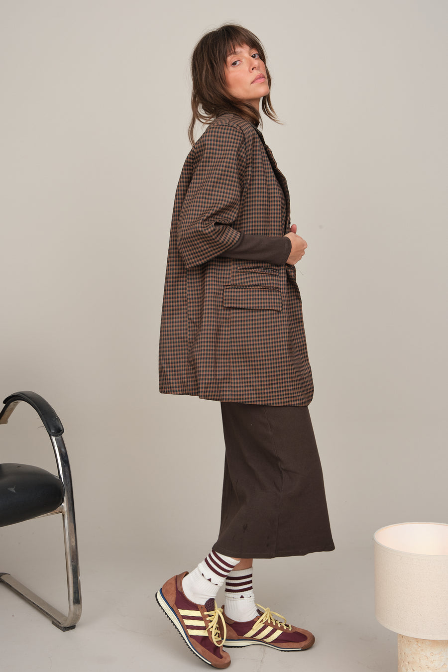 ROBE LONGUE À BOUTONS