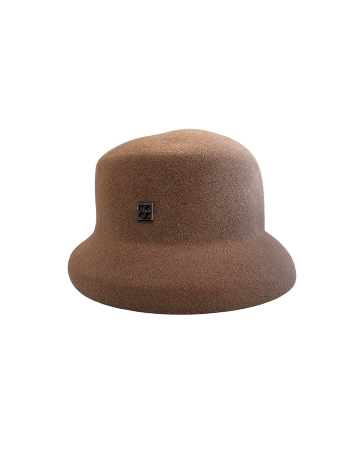 VITA HAT