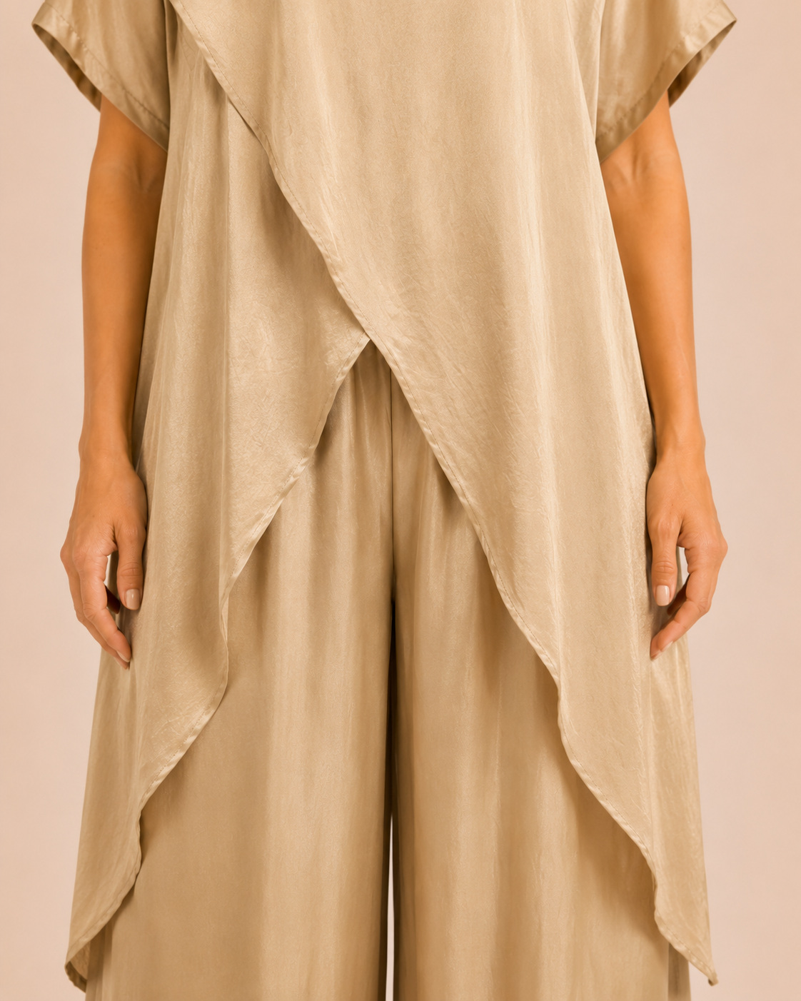 ROBE COUPE ASYMÉTRIQUE